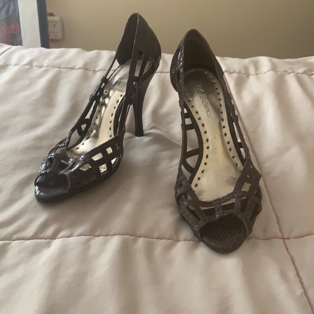 Brown heels